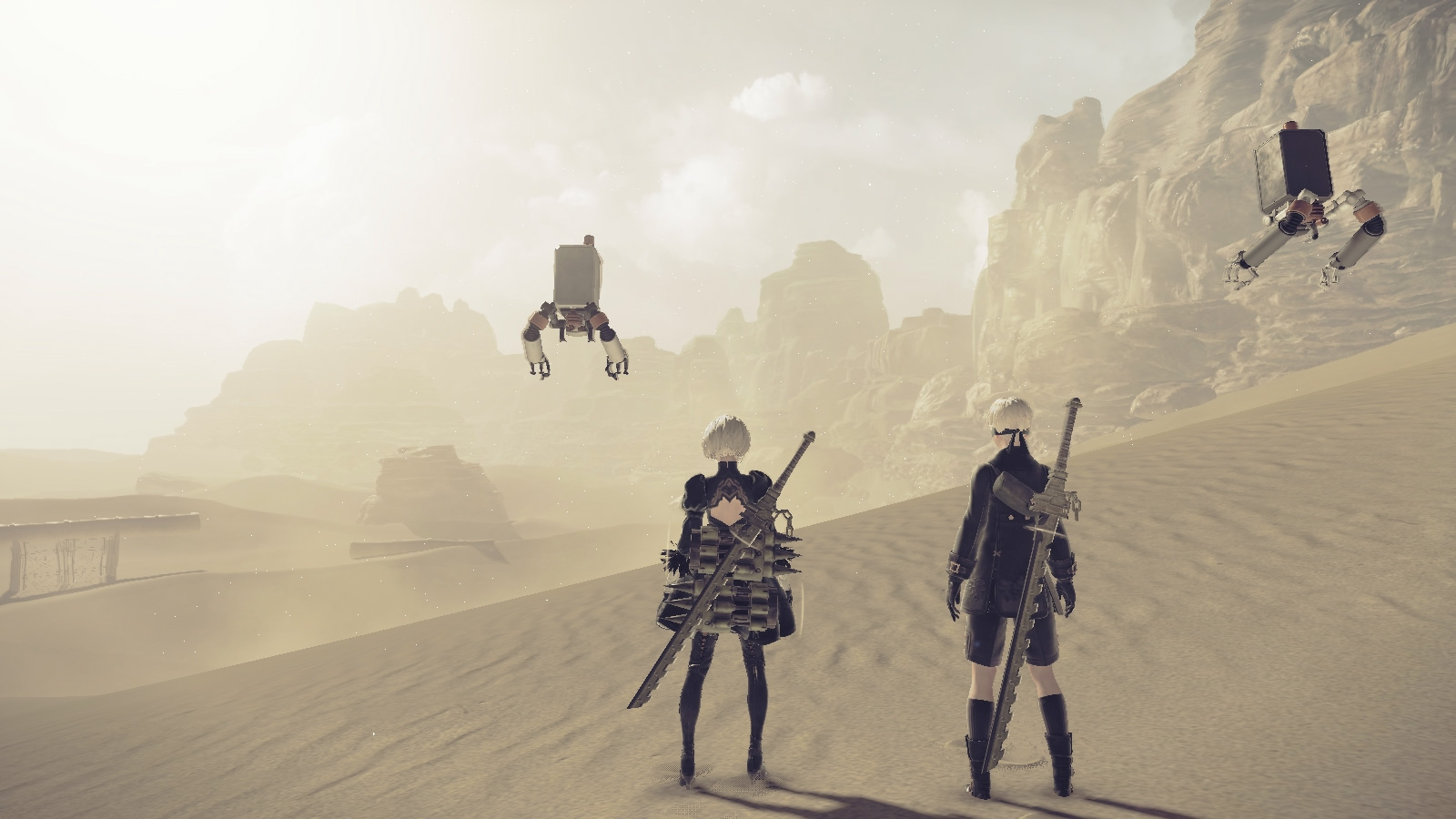 NieR Automata des combats dans le désert en vidéo PlayFrance