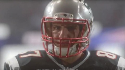 Madden NFL 17 : Trailer