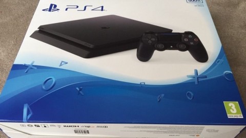 PS4 Slim : des images fuitent sur internet [MAJ]